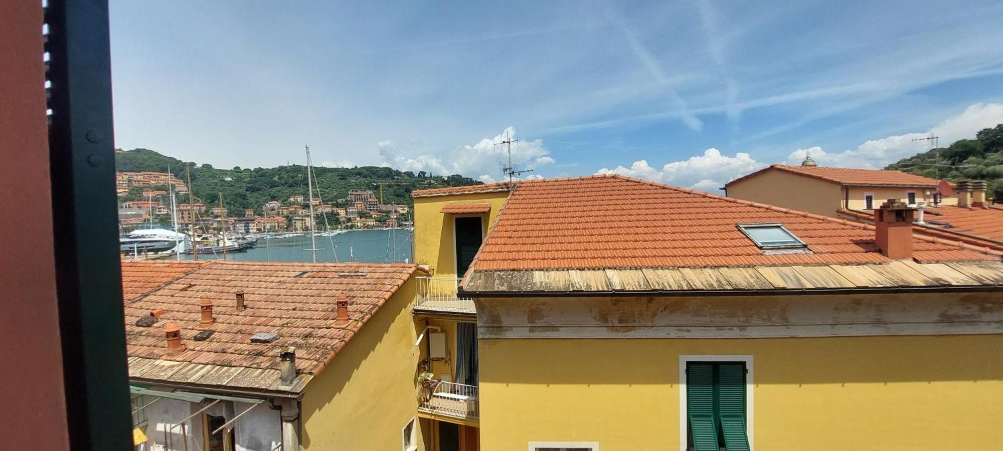 La Mansarda Sul Golfo Apartment *
