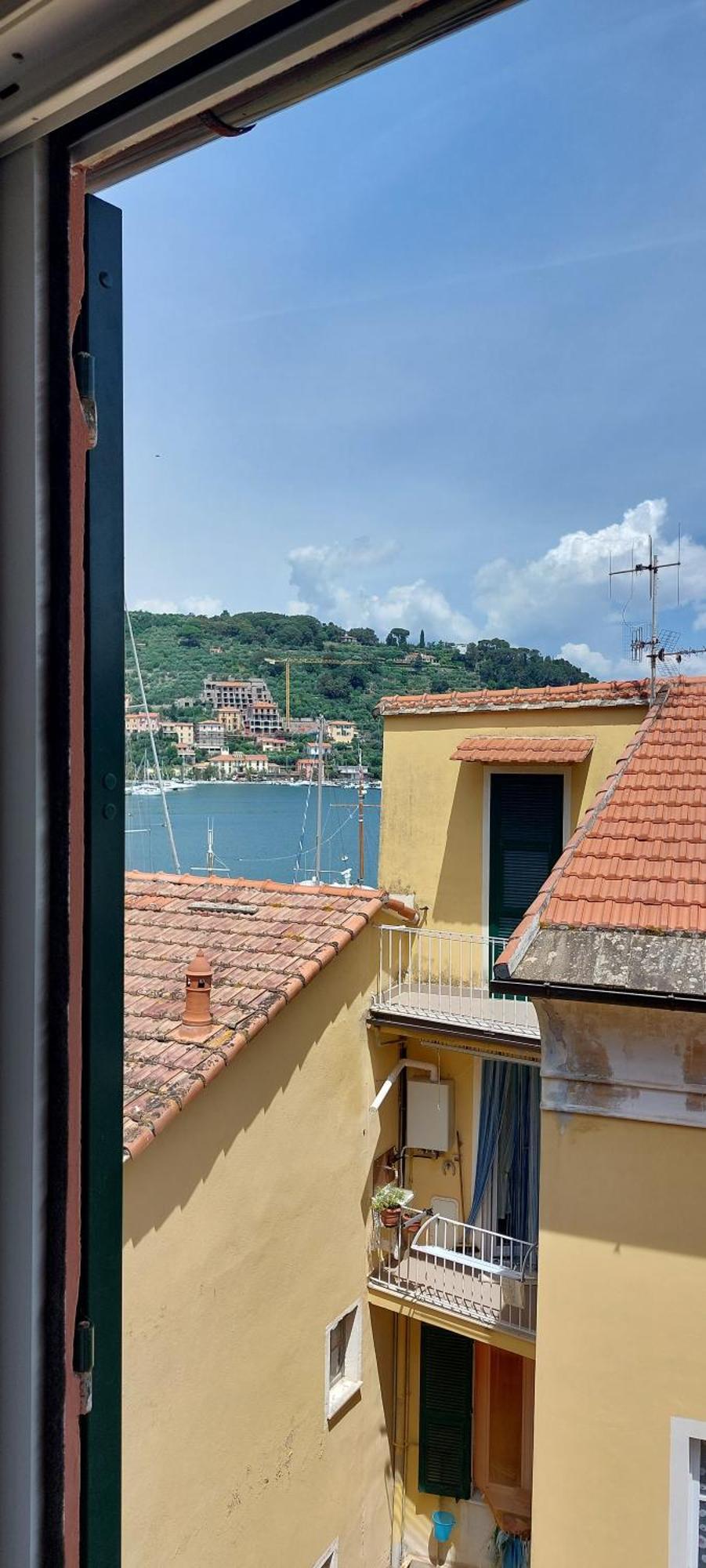 Apartment La Mansarda Sul Golfo